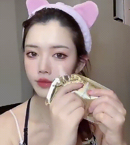 Retinol Snake Venom Gold Mask – Pore Purifying Treatment